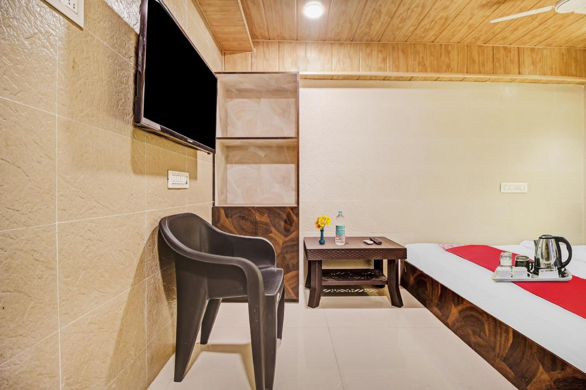 Hotel Ambedkar Кальян Екстер'єр фото