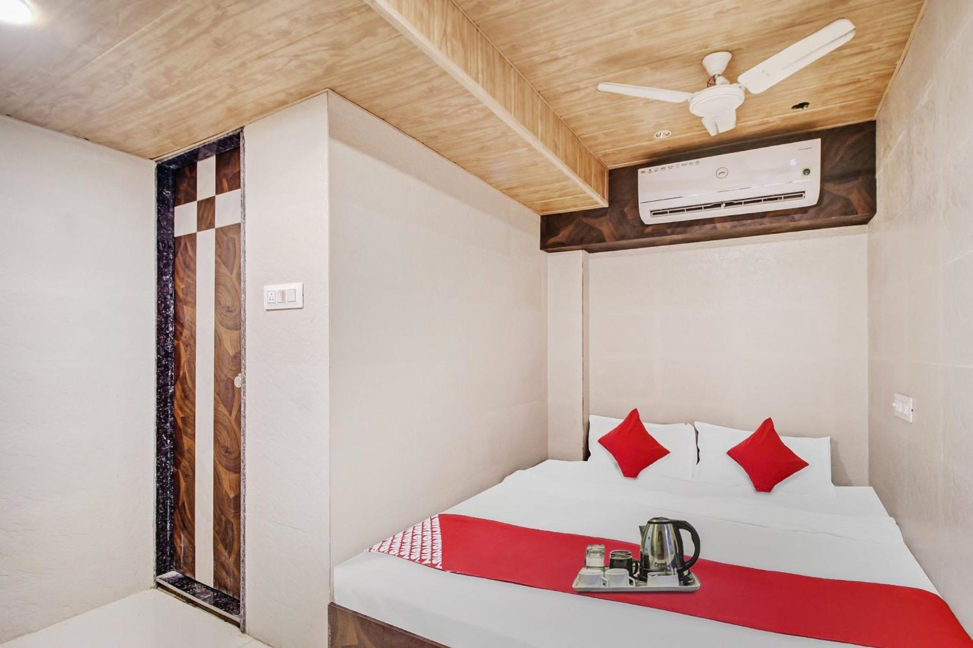 Hotel Ambedkar Кальян Екстер'єр фото