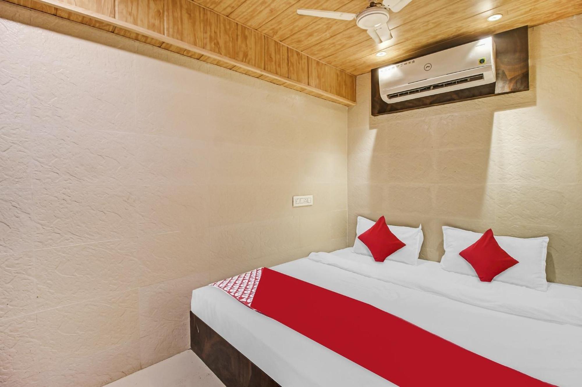 Hotel Ambedkar Кальян Екстер'єр фото